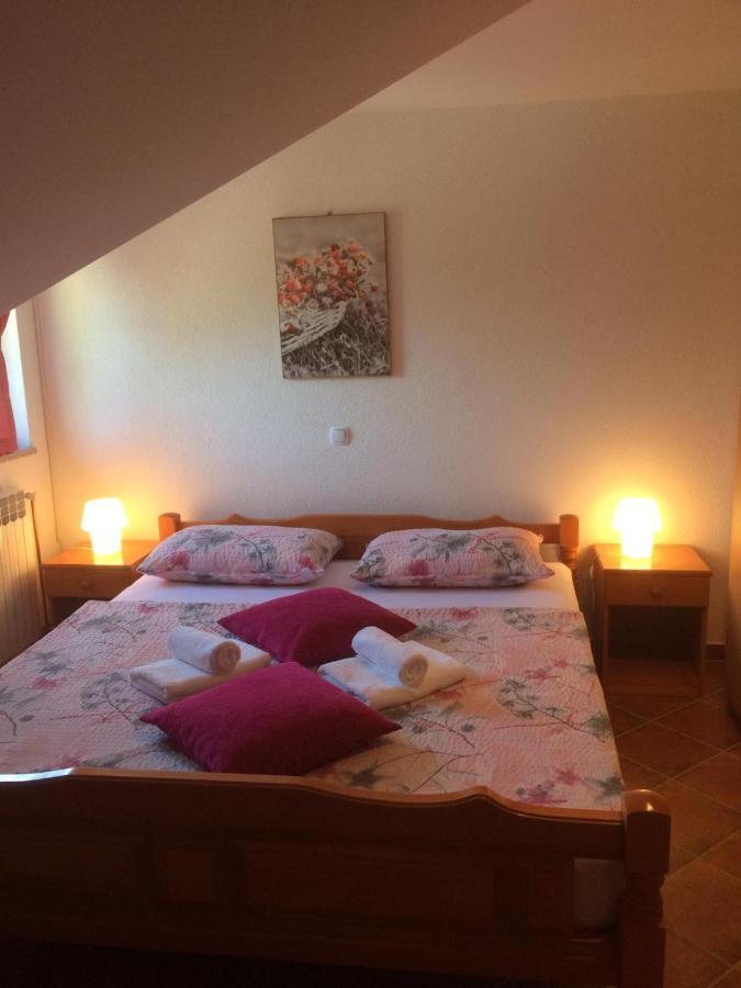 Vila Lisina Seliste Dreznicko Esterno foto